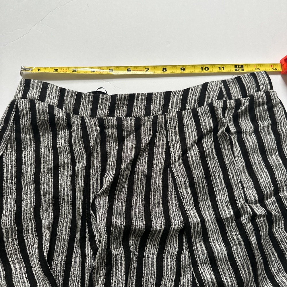 Lulus Striped Two-Piece Set - Picture 6 of 12